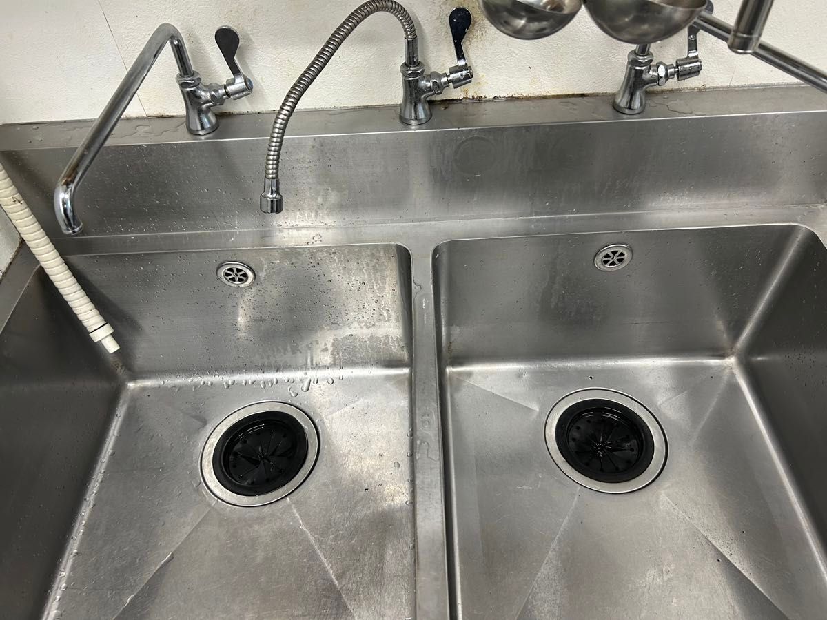ステンレス 2槽シンク 業務用 厨房機器 流し台 店舗用品 蛇口 ステンレス 2槽シンク 業務用 厨房機器 流し台 店舗用品 蛇口