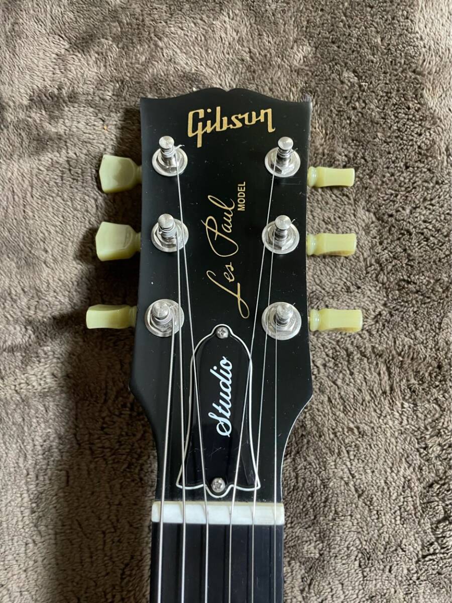 Gibson Les Paul Studio Faded Worn White Gibson Les Paul Studio Faded Worn White