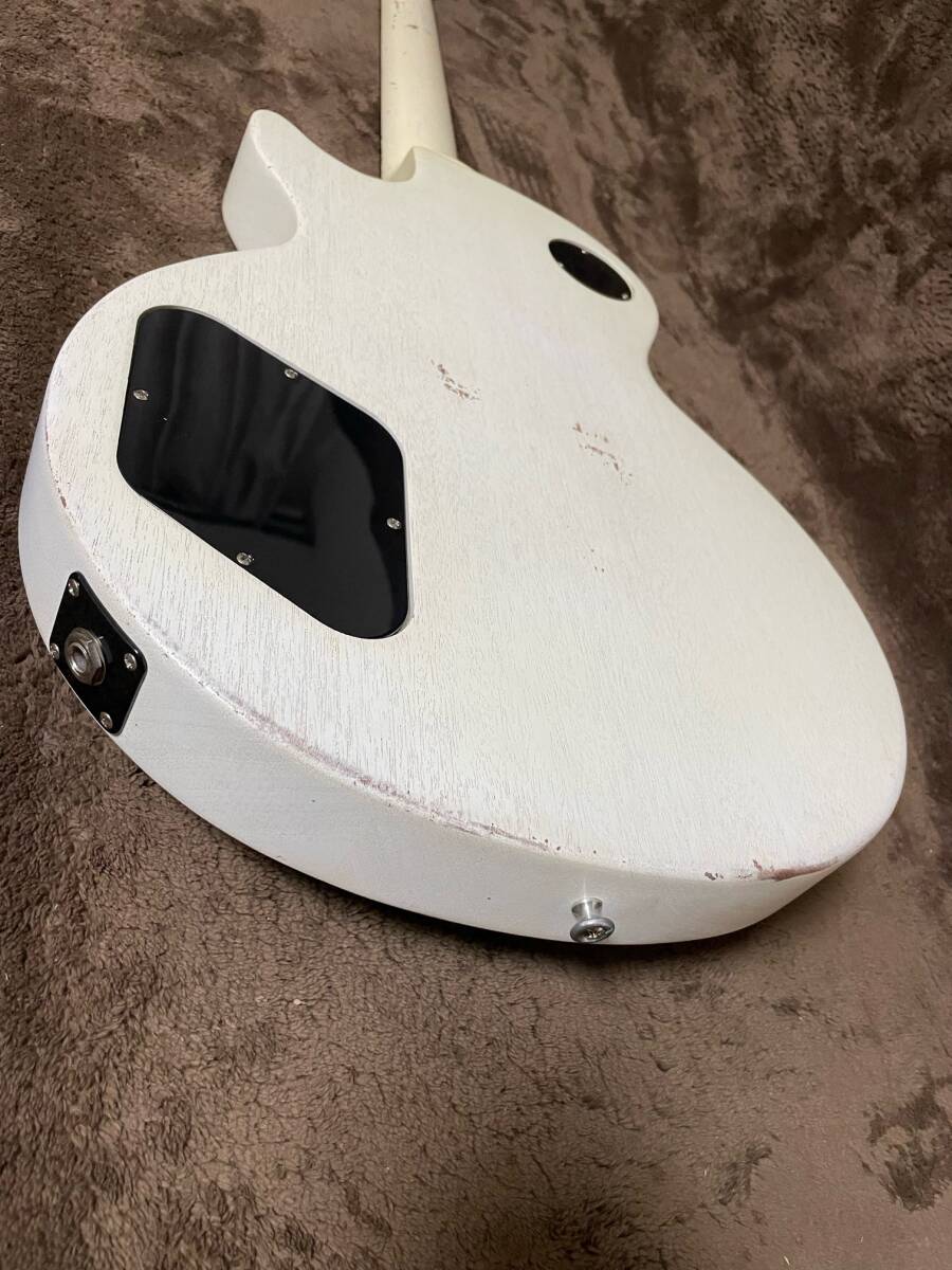 Gibson Les Paul Studio Faded Worn White Gibson Les Paul Studio Faded Worn White