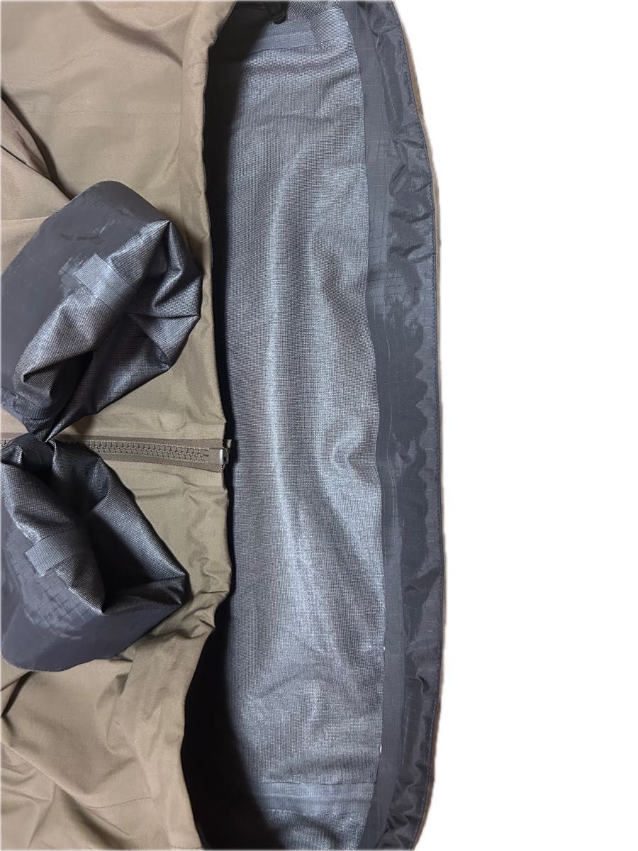 実物 Arc'teryx leaf Alpha LT Jacket GEN2 Crocodile XSサイズ 実物 Arc'teryx leaf Alpha LT Jacket GEN2 Crocodile XSサイズ