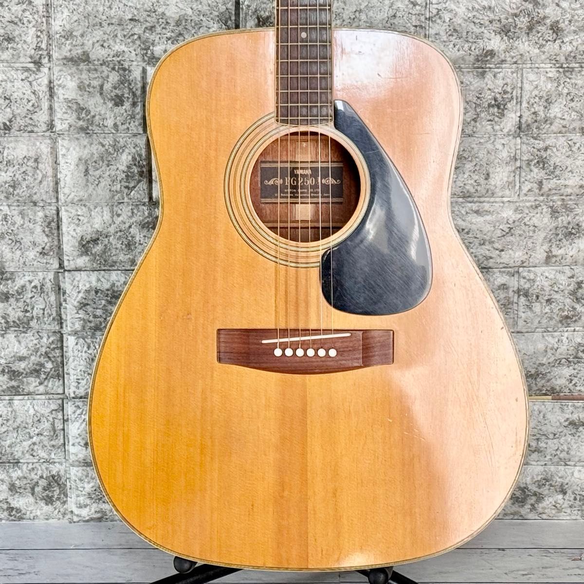 YAMAHA FGシリーズ FG250J 黒ラベル アコースティックギター YAMAHA FGシリーズ FG250J 黒ラベル アコースティックギター