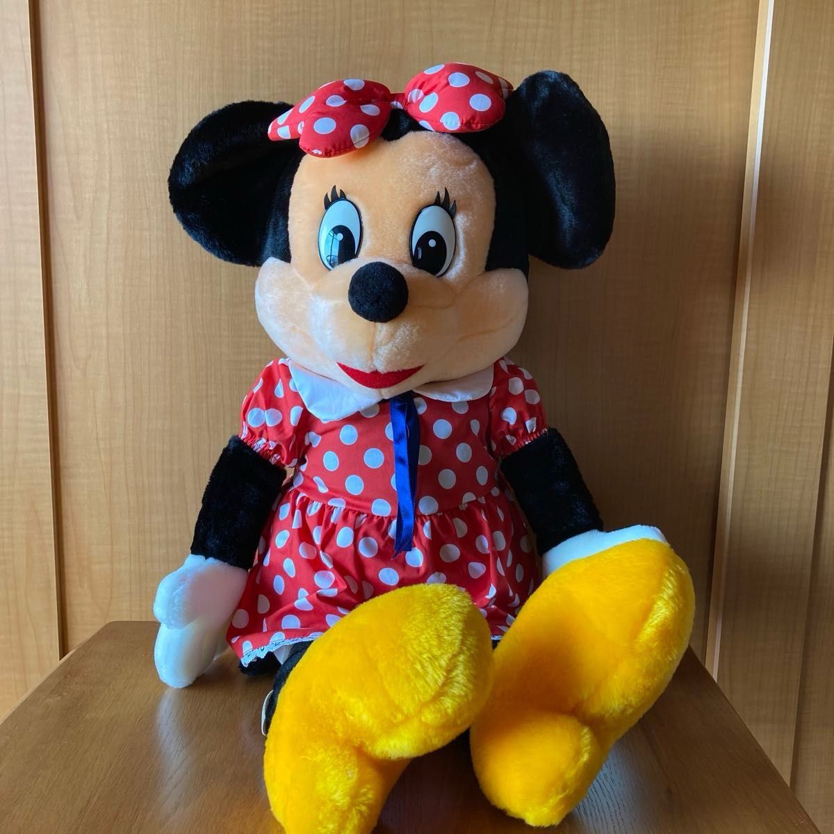 昭和レトロ】ミニー マウス 特大サイズ ミニーちゃん ぬいぐるみ 昭和レトロ】ミニー マウス 特大サイズ ミニーちゃん ぬいぐるみ