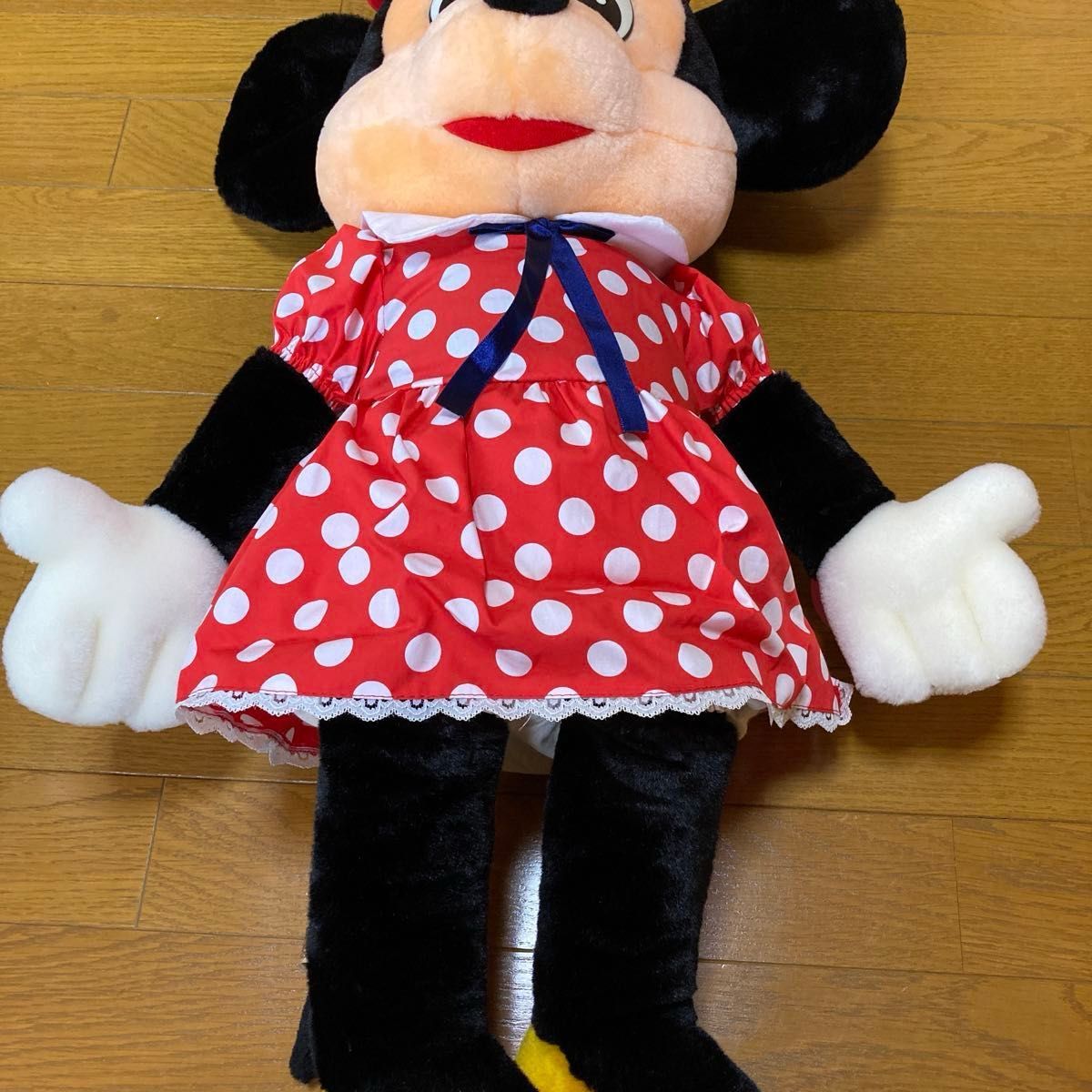 昭和レトロ】ミニー マウス 特大サイズ ミニーちゃん ぬいぐるみ 昭和レトロ】ミニー マウス 特大サイズ ミニーちゃん ぬいぐるみ