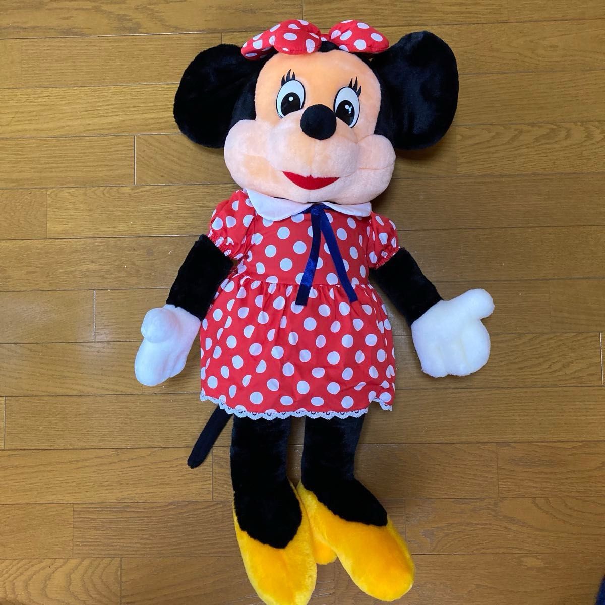 昭和レトロ】ミニー マウス 特大サイズ ミニーちゃん ぬいぐるみ 昭和レトロ】ミニー マウス 特大サイズ ミニーちゃん ぬいぐるみ