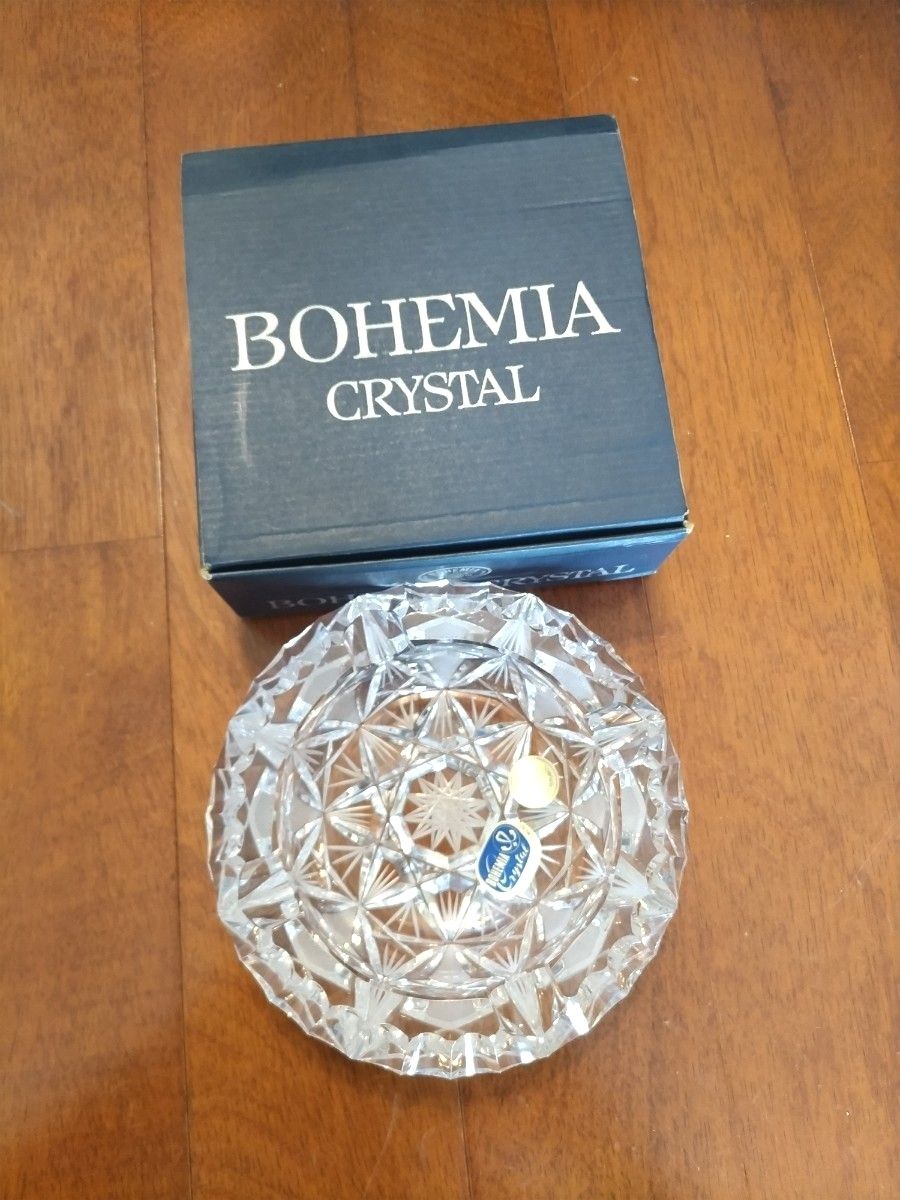 # BOHEMIA クリスタルガラス#灰皿箱付き