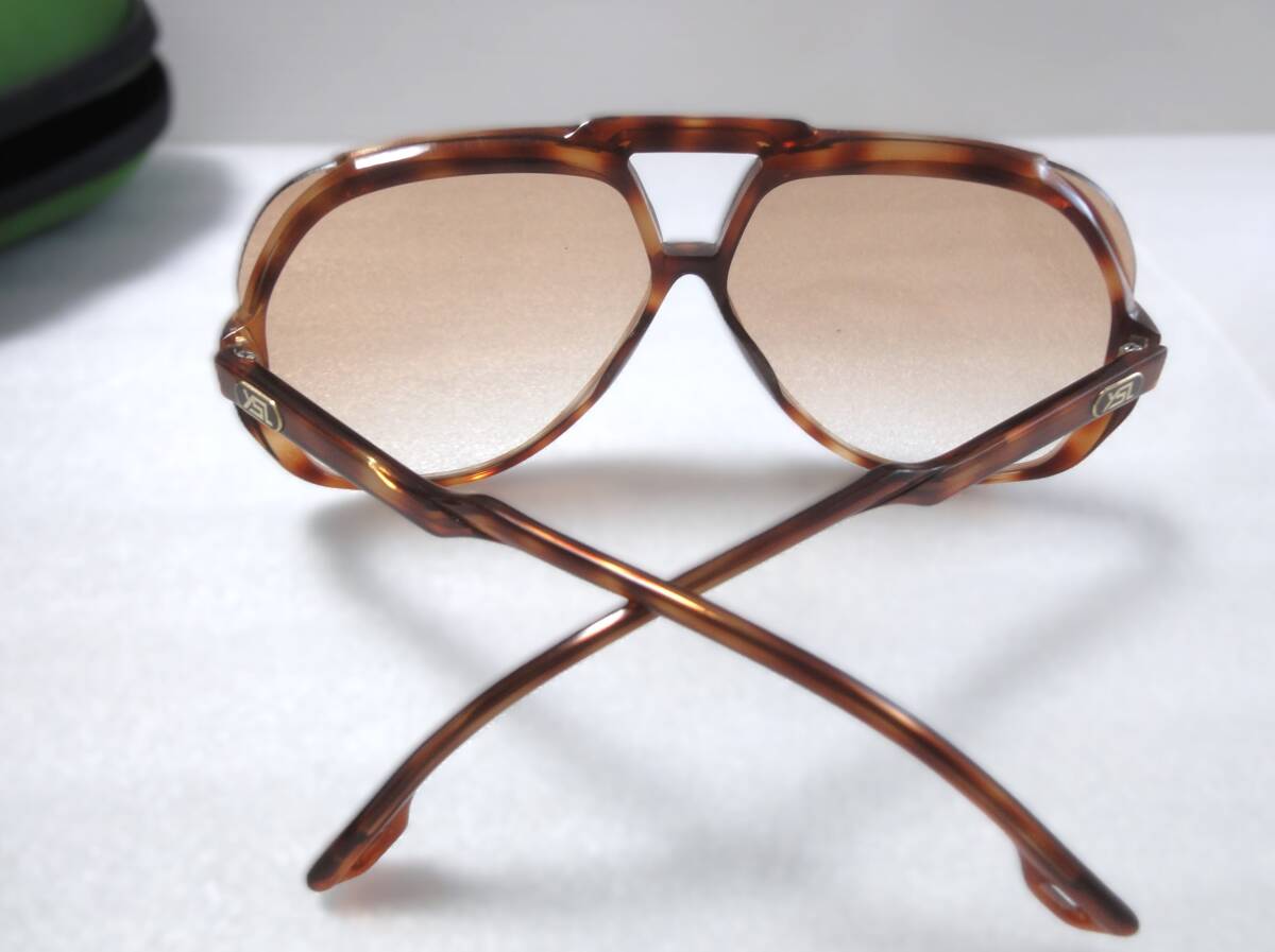 Yves saint Laurent Paris イヴサンローラン サングラス 31-901