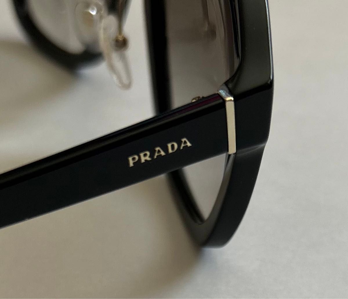 プラダサングラス PRADA SPR 25R(ブラック系)|Yahoo!フリマ プラダサングラス PRADA SPR 25R(ブラック系)|Yahoo!フリマ