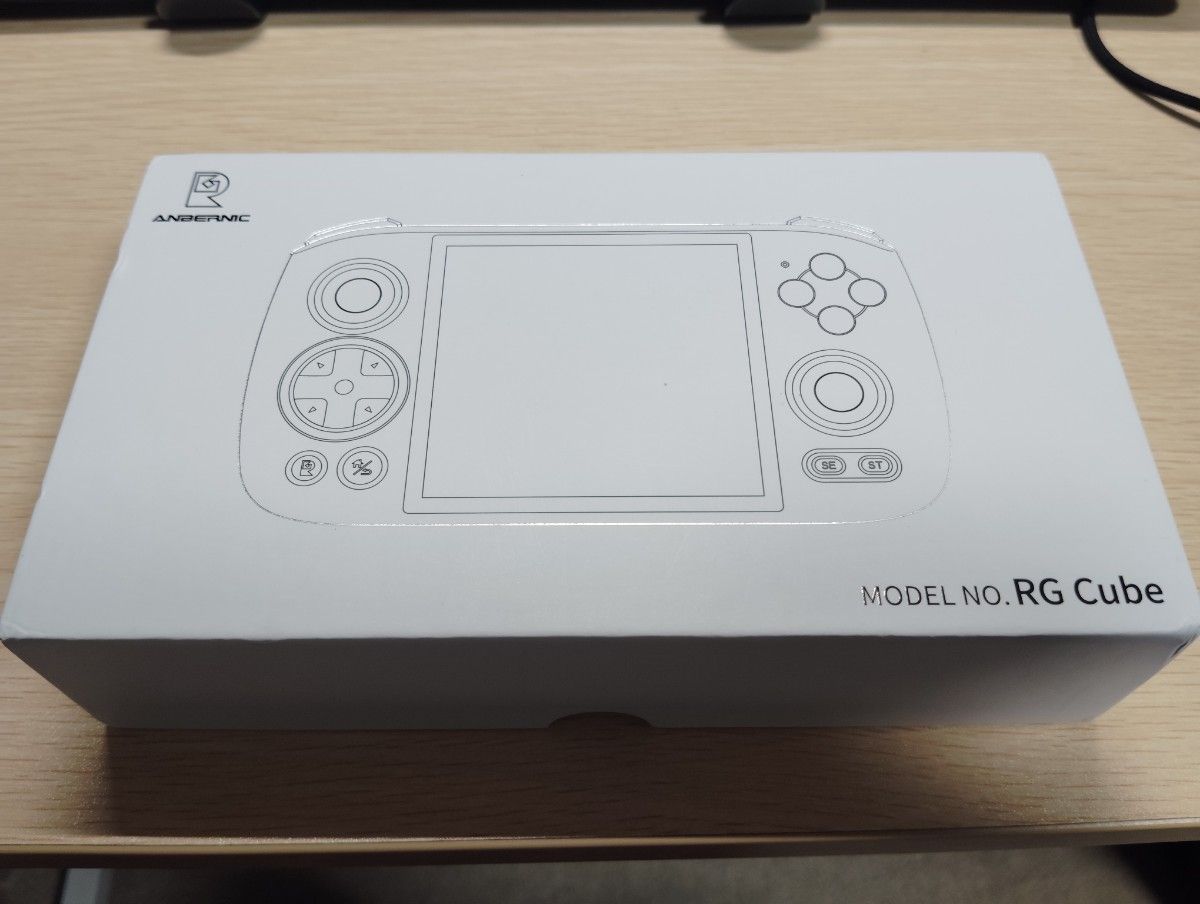 ANBERNIC RG Cube ホワイト&純正ケース付き|Yahoo!フリマ(旧 ANBERNIC RG Cube ホワイト&純正ケース付き|Yahoo!フリマ(旧