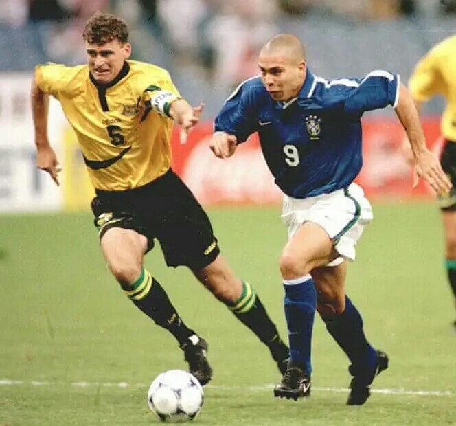 Paypayフリマ 値下交渉 1997年 ブラジル代表 Nike製ファーストモデル アウェイ 検 97 ナイキ ロマーリオ ロナウド ロベカル Romario Ronaldo R9 Brazil