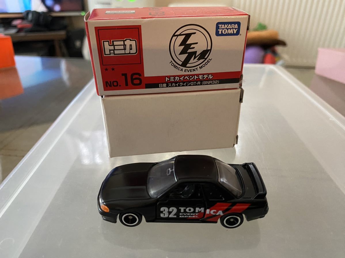 トミカ イベントモデル No.10 16 18 19 23 28 32 Yahoo!オークション - トミカ トミカイベントモデル No.16 日産