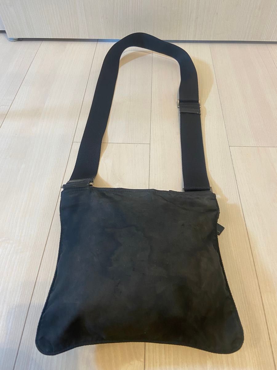 PRADA ショルダーバッグ ナイロン レザー 三角ロゴプレート 黒 PRADA ショルダーバッグ ナイロン レザー 三角ロゴプレート 黒
