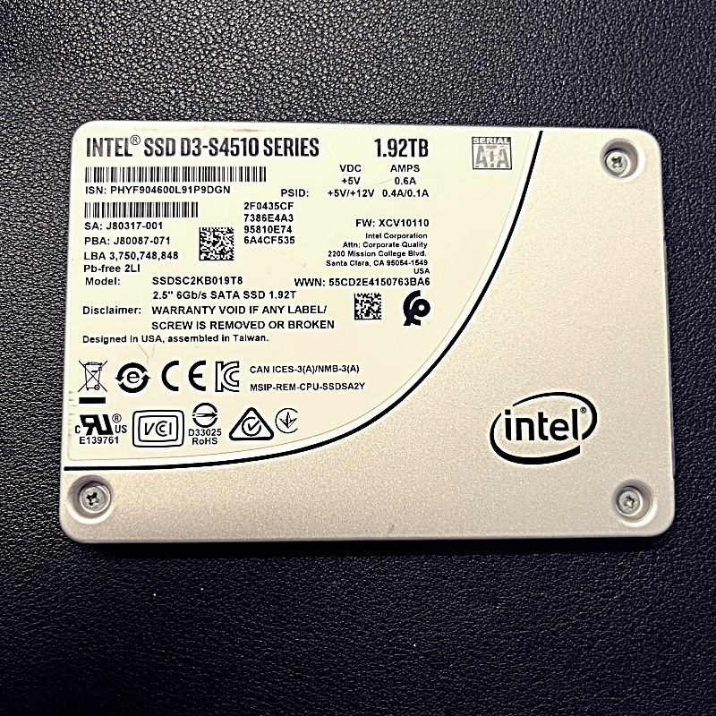 中古】Intel D3-S4510 Series 1.92TB SATA 2.5インチ 内蔵 SSD 中古】Intel D3-S4510 Series 1.92TB SATA 2.5インチ 内蔵 SSD