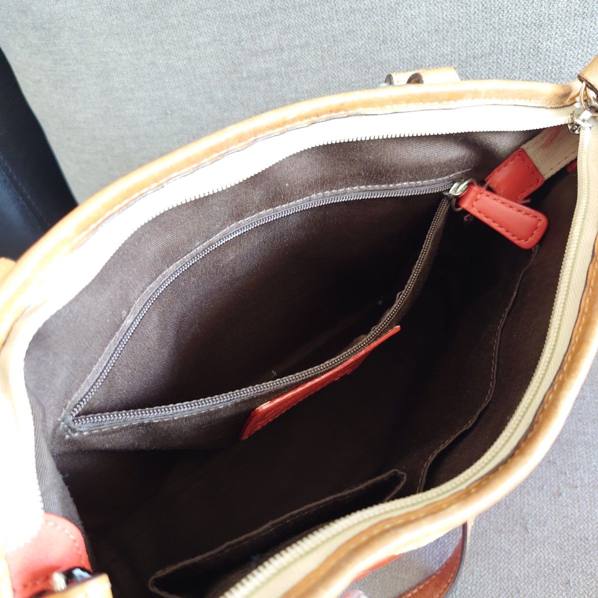 COACH/コーチ 2way エナメル トートバッグ ショルダーバッグ(No COACH/コーチ 2way エナメル トートバッグ ショルダーバッグ(No