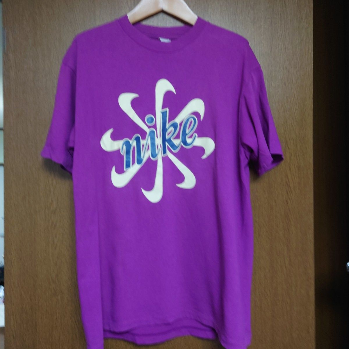 90's NIKE 筆記体 風車ナイキ Tシャツ L ナイキ ビンテージ 90's NIKE 筆記体 風車ナイキ Tシャツ L ナイキ ビンテージ