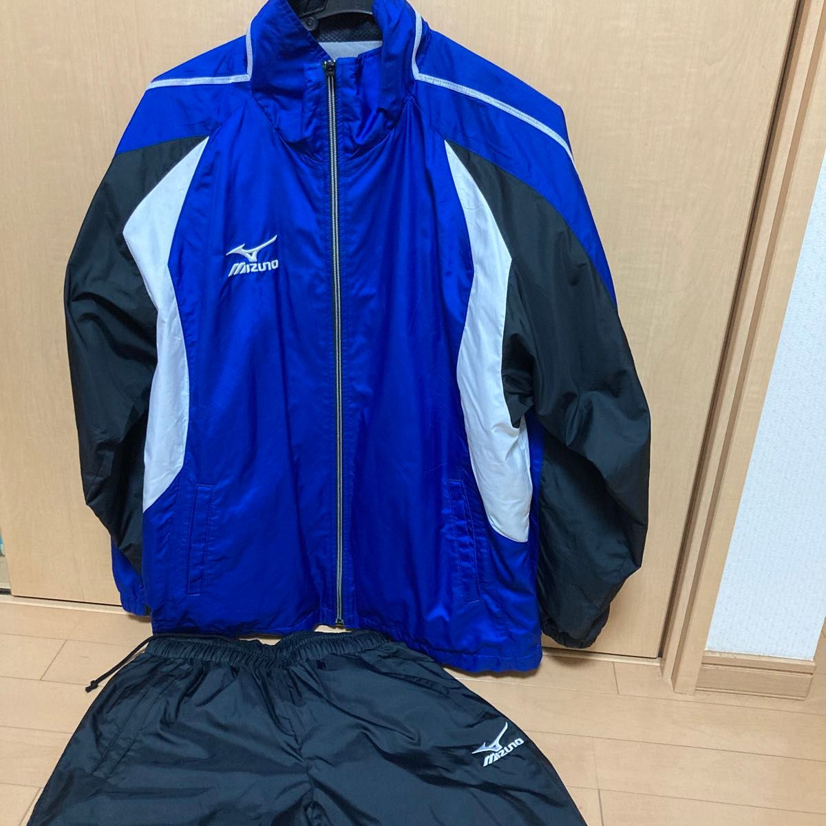 美品メンズMIZUNOウィンドブレーカー上下セット Mサイズ|Yahoo 美品メンズMIZUNOウィンドブレーカー上下セット Mサイズ|Yahoo