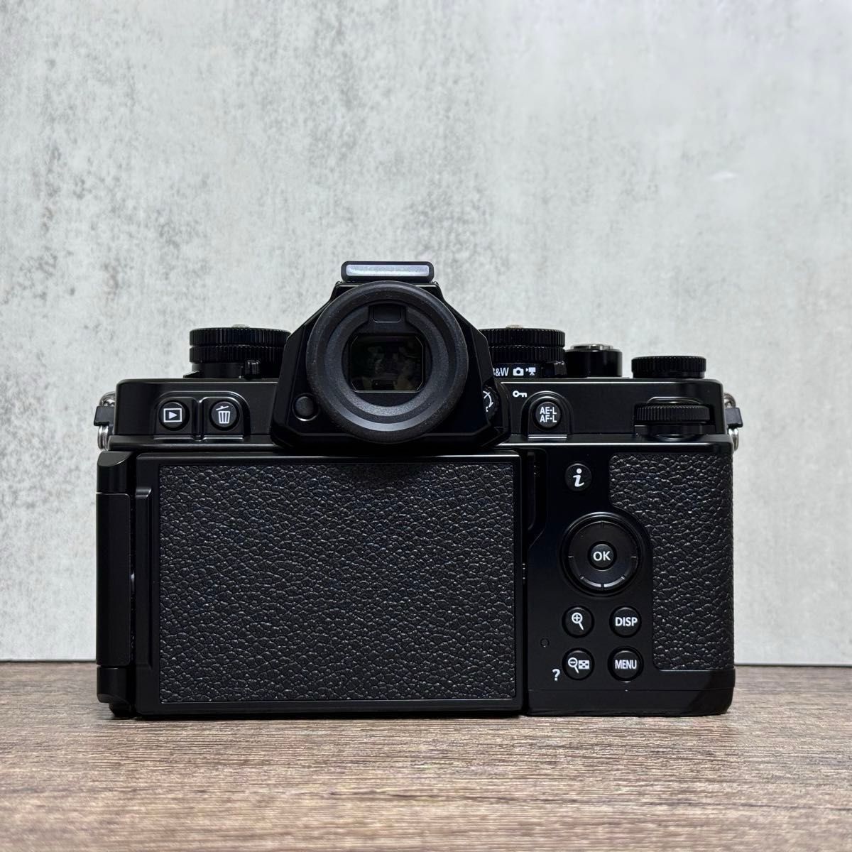 新品同様】Nikon Zf ボディ【約2年保証残あり】|Yahoo!フリマ 新品同様】Nikon Zf ボディ【約2年保証残あり】|Yahoo!フリマ