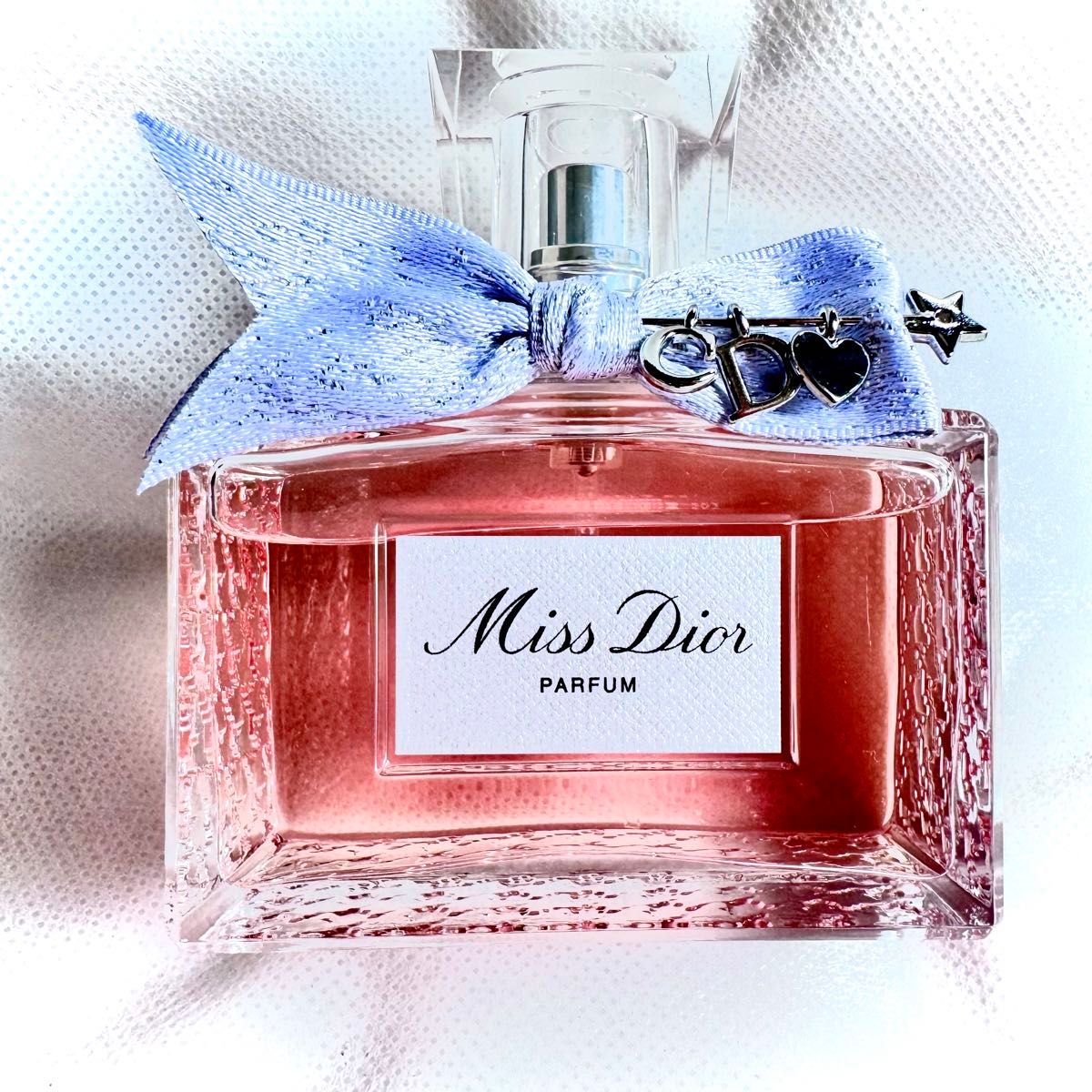 Miss Dior ミスディオール パルファン 80ml 限定チャーム付き Miss Dior ミスディオール パルファン 80ml 限定チャーム付き