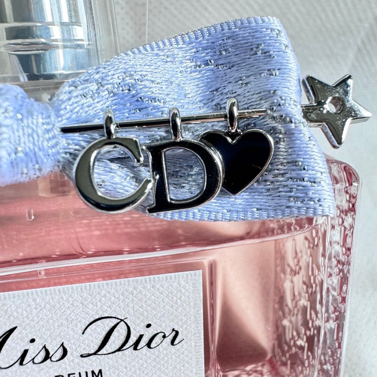Miss Dior ミスディオール パルファン 80ml 限定チャーム付き Miss Dior ミスディオール パルファン 80ml 限定チャーム付き