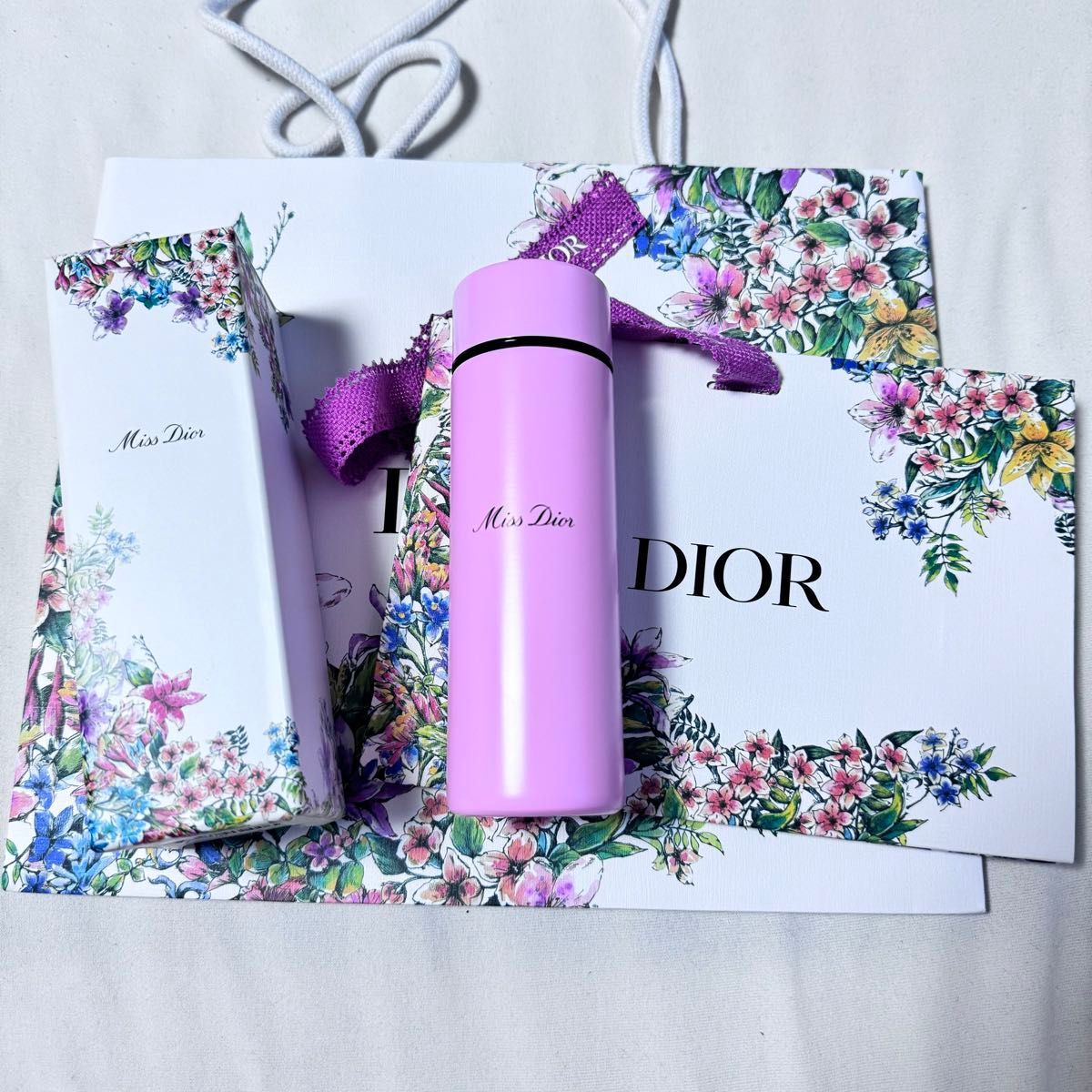 Dior ミスディオール ミニボトル 水筒 Miss Dior ブルーミング Dior ミスディオール ミニボトル 水筒 Miss Dior ブルーミング