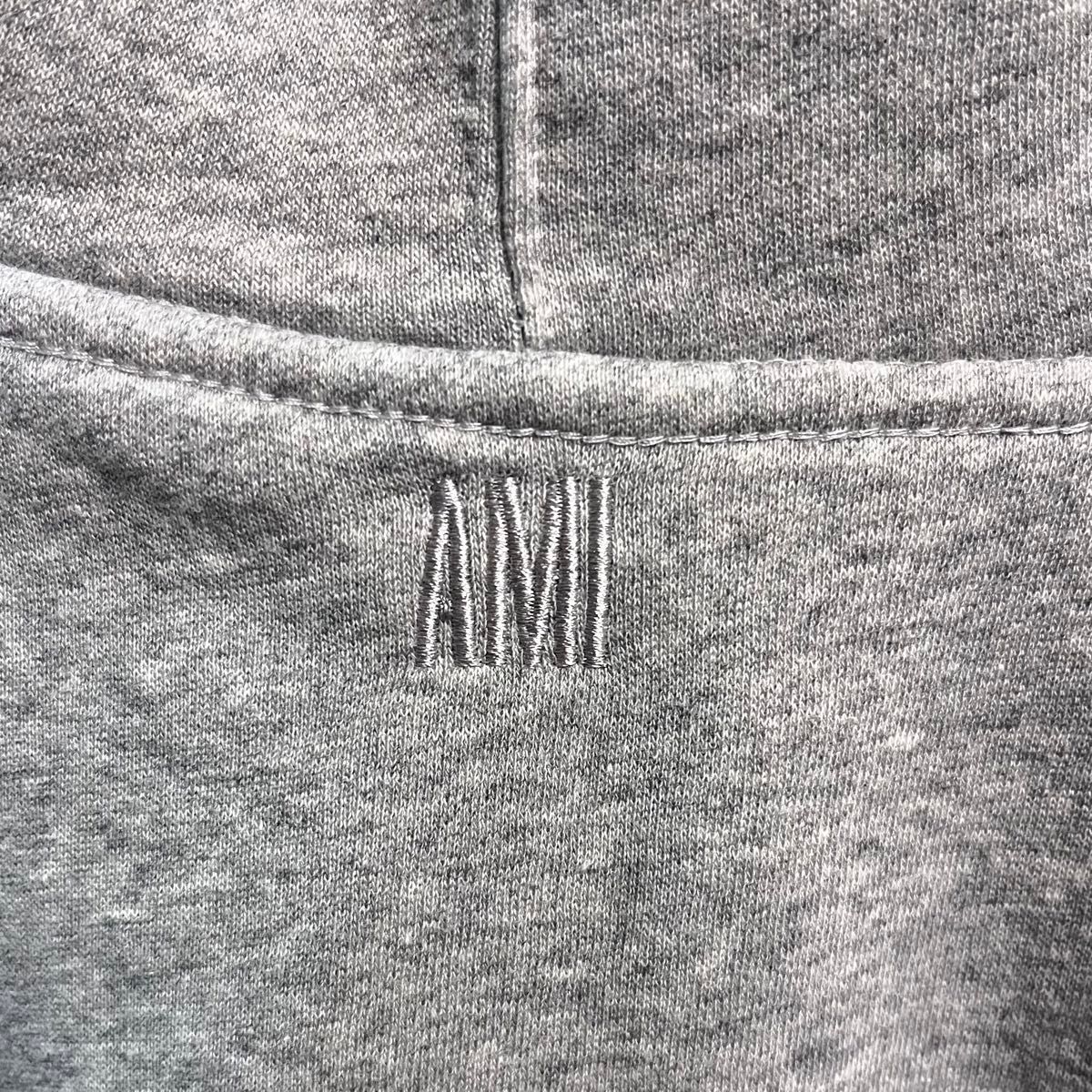 Ami Paris アミ ワッペンロゴ ビッグロゴ フード パーカー Ami Paris アミ ワッペンロゴ ビッグロゴ フード パーカー