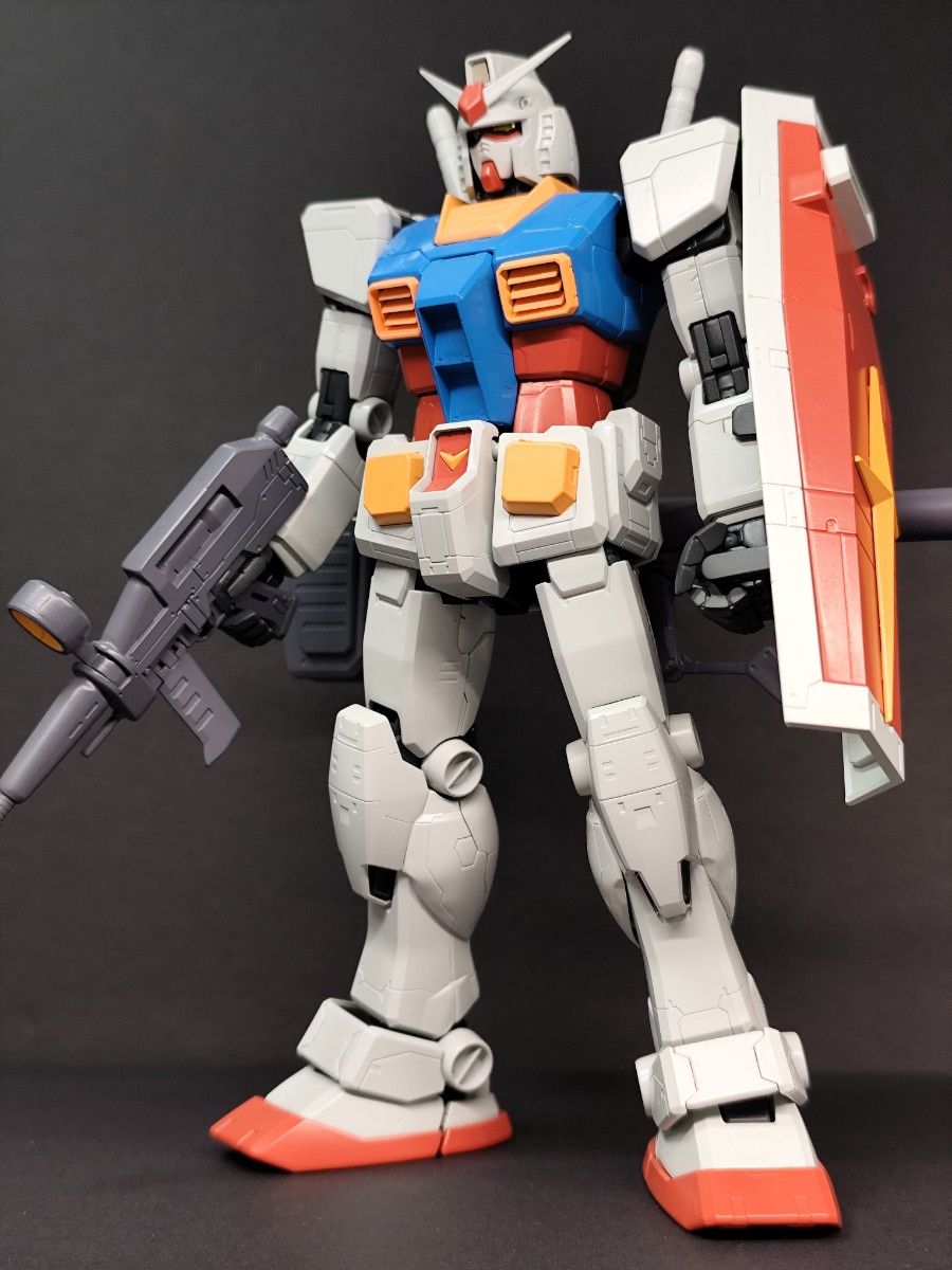 MG 1/100 ガンダム〔Ver ONE YEAR WAR 0079〕アニメーション MG 1/100 ガンダム〔Ver ONE YEAR WAR 0079〕アニメーション