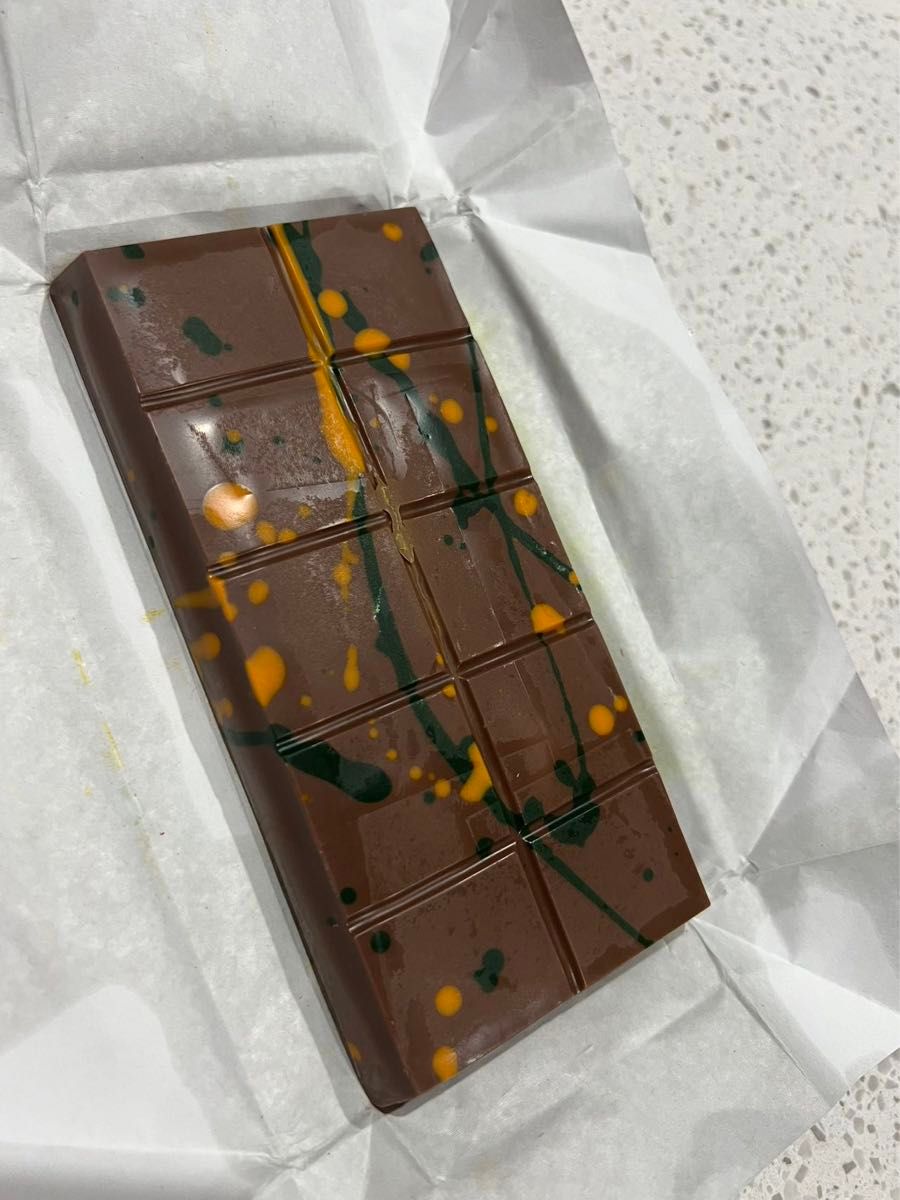 ドバイ限定のチョコレート「Fix dessert chocolate」フィックス ドバイ限定のチョコレート「Fix dessert chocolate」フィックス