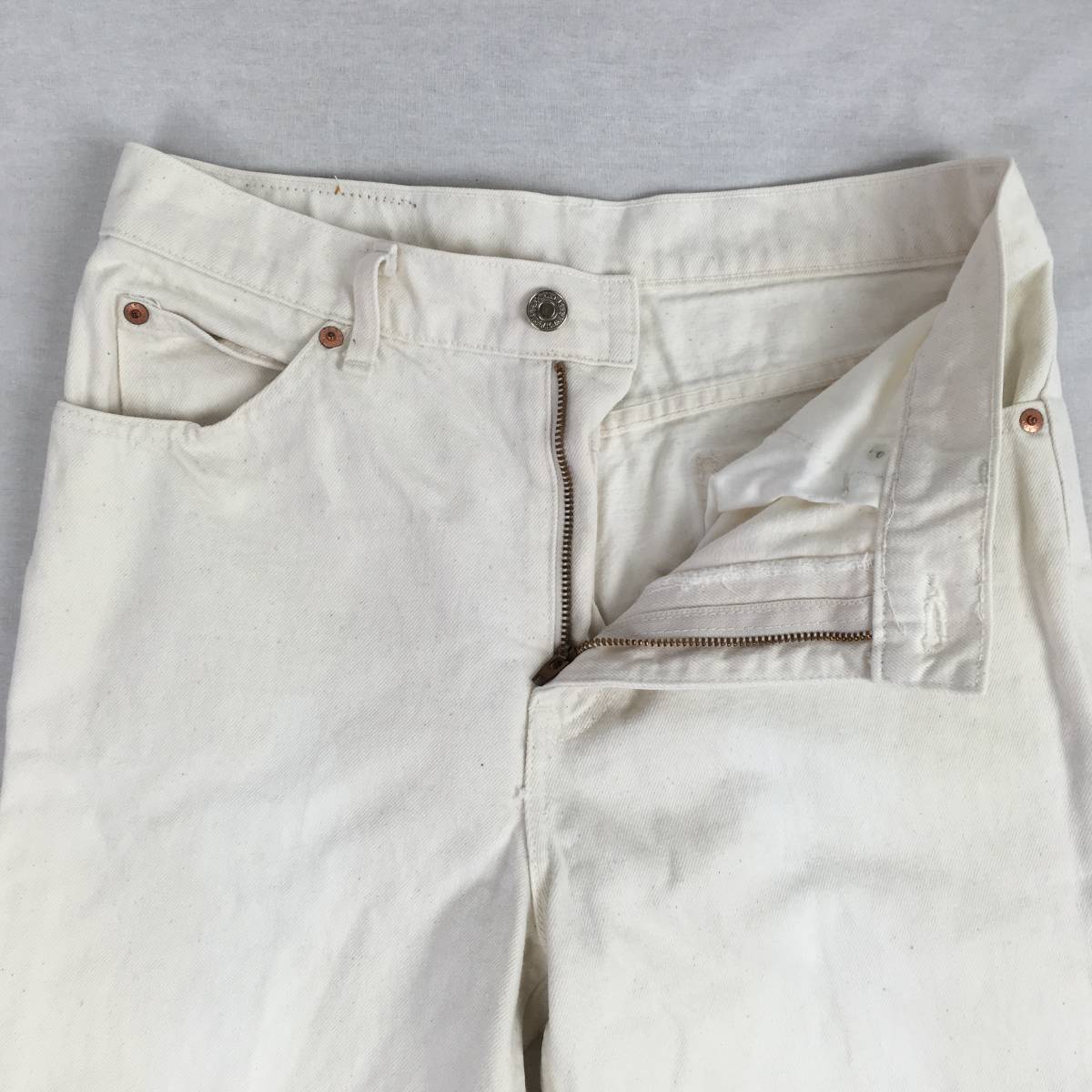 【80s】Levi's リーバイス 518-0352 日本製 83年 ホワイト コットン パンツ ジーンズ W31 L33_画像5