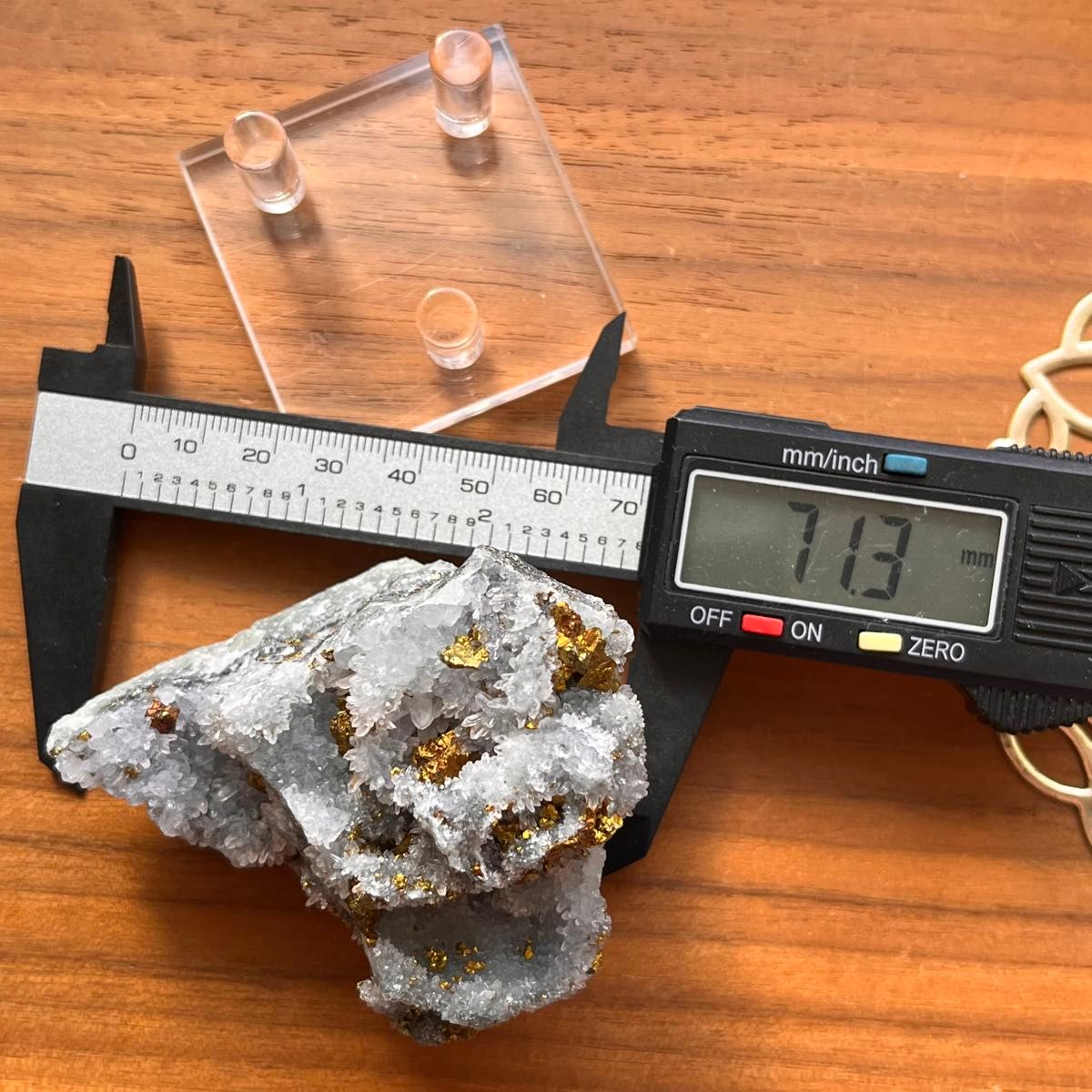 天然石 四川省産 パイライト共生 菊花水晶クラスター195g|Yahoo 天然石 四川省産 パイライト共生 菊花水晶クラスター195g|Yahoo