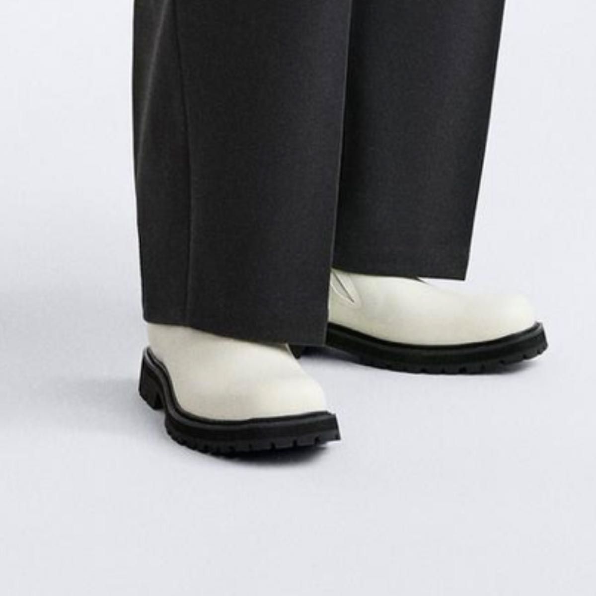 ZARA スタジオ ニコルソン VIBRAM ビブラム レザーローファー 43 ZARA スタジオ ニコルソン VIBRAM ビブラム レザーローファー 43