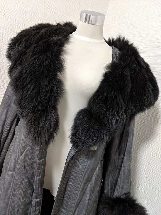 【送料無料】あ185 イタリア製 フォックス シルク ベルトコート 毛皮 ファー 大きい 中綿 軽いコート グレー 絹 ＦＯＸ