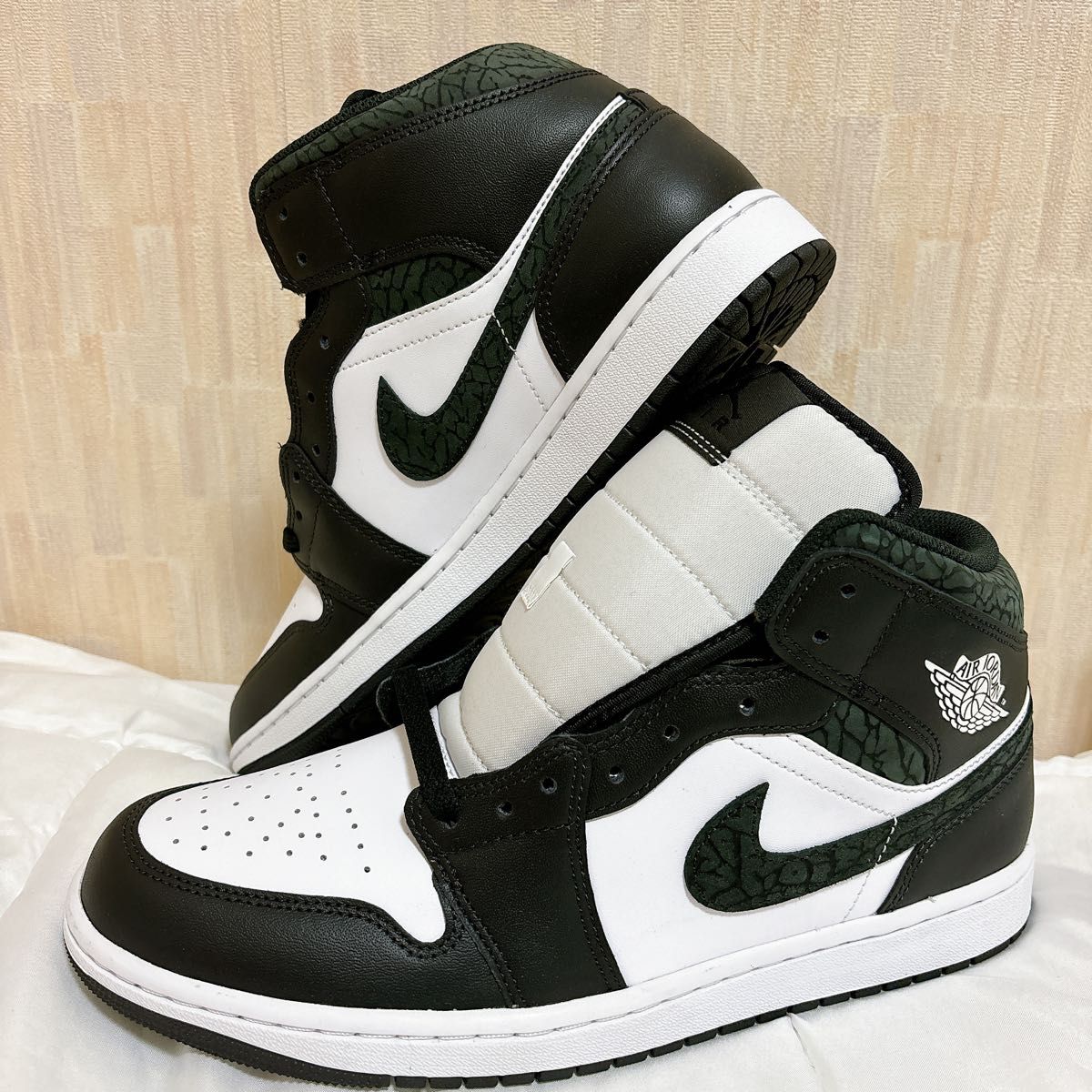 新品 NIKE AIR JORDAN 1 MID SE エアジョーダン1 パンダ|Yahoo 新品 NIKE AIR JORDAN 1 MID SE エアジョーダン1 パンダ|Yahoo