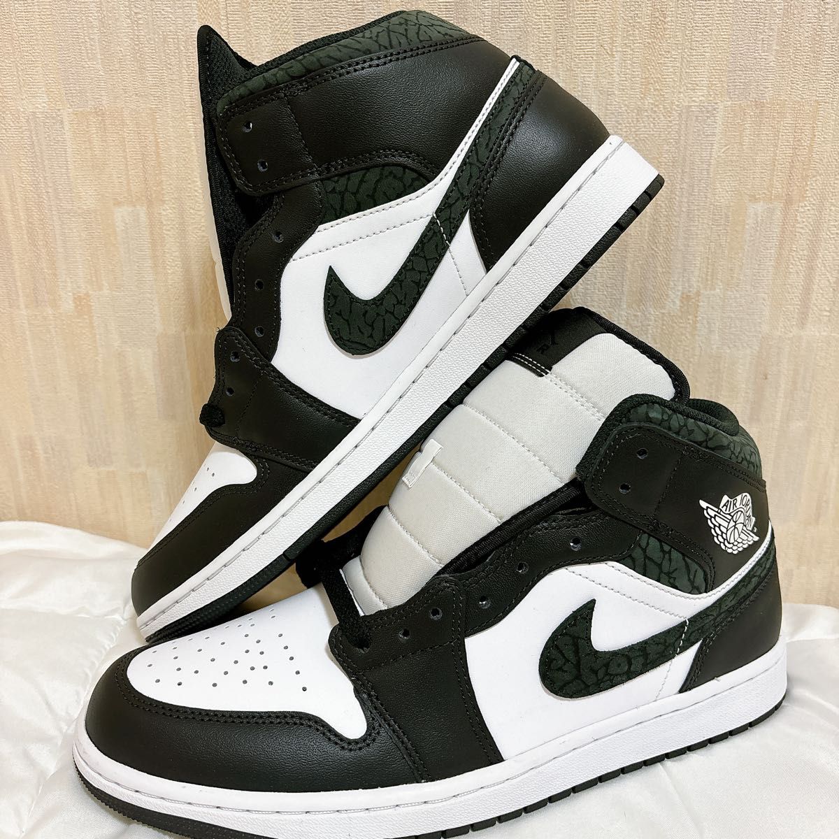 新品 NIKE AIR JORDAN 1 MID SE エアジョーダン1 パンダ|Yahoo 新品 NIKE AIR JORDAN 1 MID SE エアジョーダン1 パンダ|Yahoo