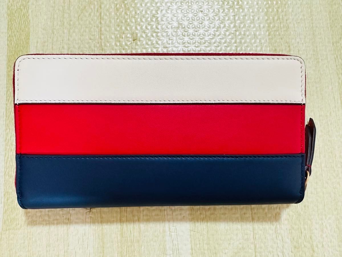 GUCCI グッチ 財布 レザー クイーン マーガレット ビー/ラウンド GUCCI グッチ 財布 レザー クイーン マーガレット ビー/ラウンド