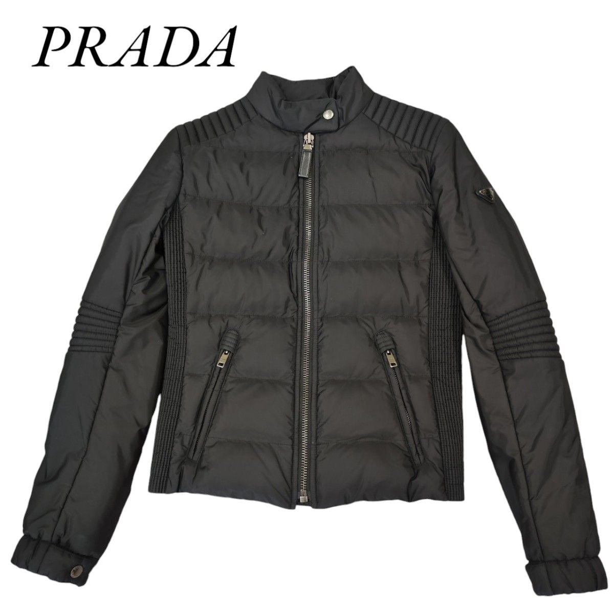 価格の相談OK】美品 PRADA プラダ ダウンジャケット 三角 価格の相談OK】美品 PRADA プラダ ダウンジャケット 三角