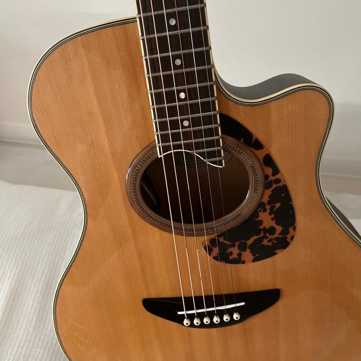 YAMAHA APX8S ゴトーペグに交換済み サドル交換済み 長渕剛 YAMAHA APX8S ゴトーペグに交換済み サドル交換済み 長渕剛