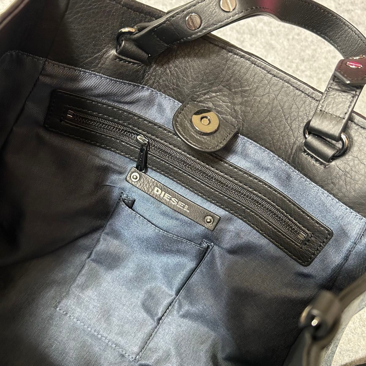 新品】DIESEL デニム トートバッグ 持ち手サイズ調節可能【訳 新品】DIESEL デニム トートバッグ 持ち手サイズ調節可能【訳