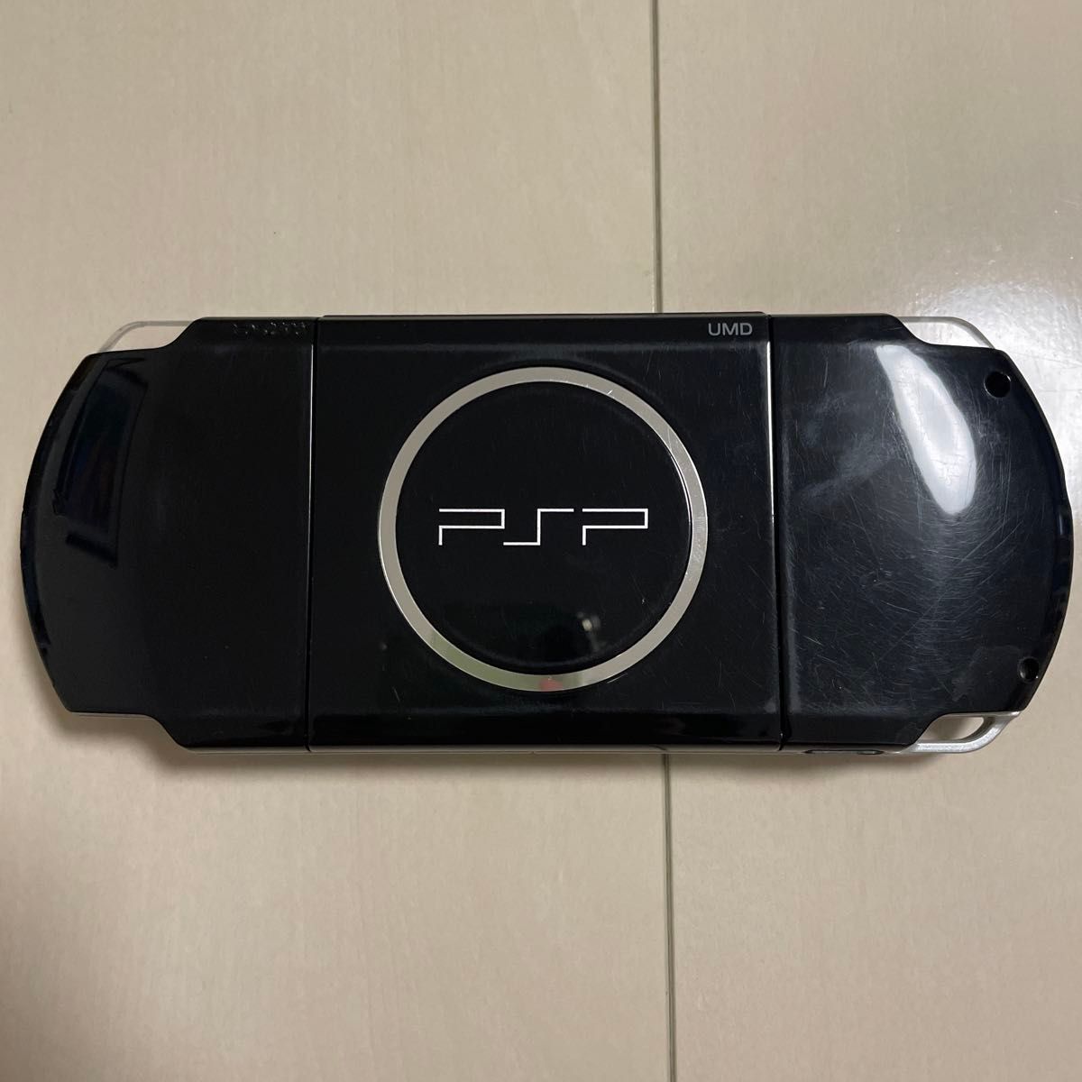 PSP 3000 後期型 本体 メモリースティック 純正充電器 PSP 3000 後期型 本体 メモリースティック 純正充電器