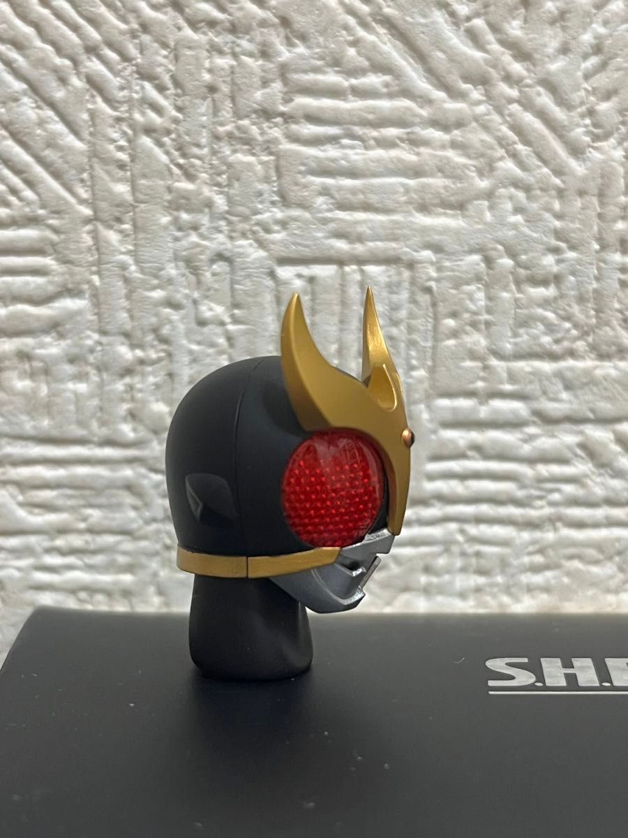 フィギュアーツ真骨彫に使用可 仮面ライダークウガ発光ヘッド フィギュアーツ真骨彫に使用可 仮面ライダークウガ発光ヘッド