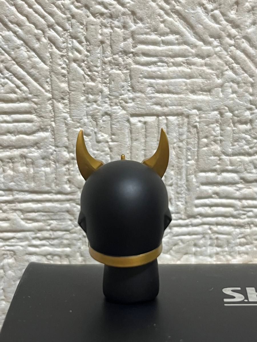 フィギュアーツ真骨彫に使用可 仮面ライダークウガ発光ヘッド フィギュアーツ真骨彫に使用可 仮面ライダークウガ発光ヘッド
