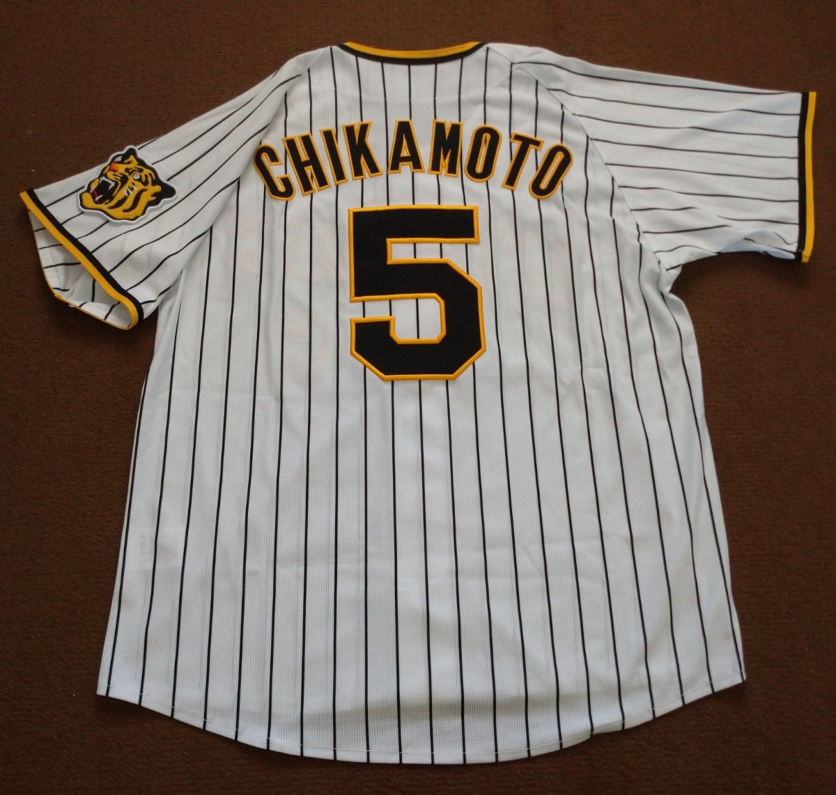 阪神タイガース 近本光司 ホームユニフォーム Mサイズ 阪神タイガース近本光司レプリカユニフォーム(ホーム) Mサイズ