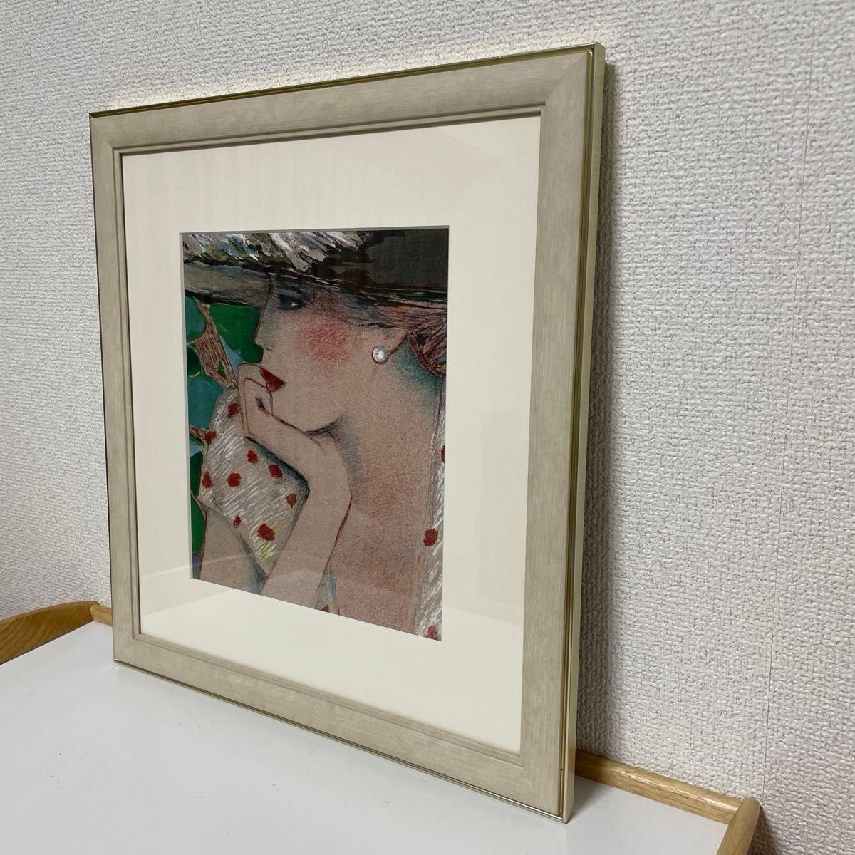 J P カシニョール リトグラフ 甘い誘惑 額装40 7×38 作品 J P カシニョール リトグラフ 甘い誘惑 額装40 7×38 作品