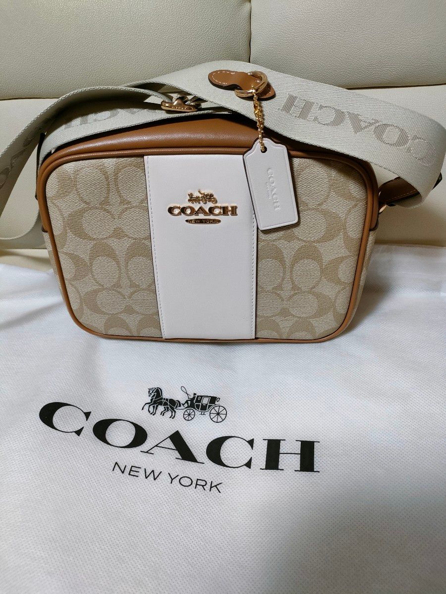新品未使用】COACH コーチ シグネチャー ショルダーバッグ 新品未使用】COACH コーチ シグネチャー ショルダーバッグ