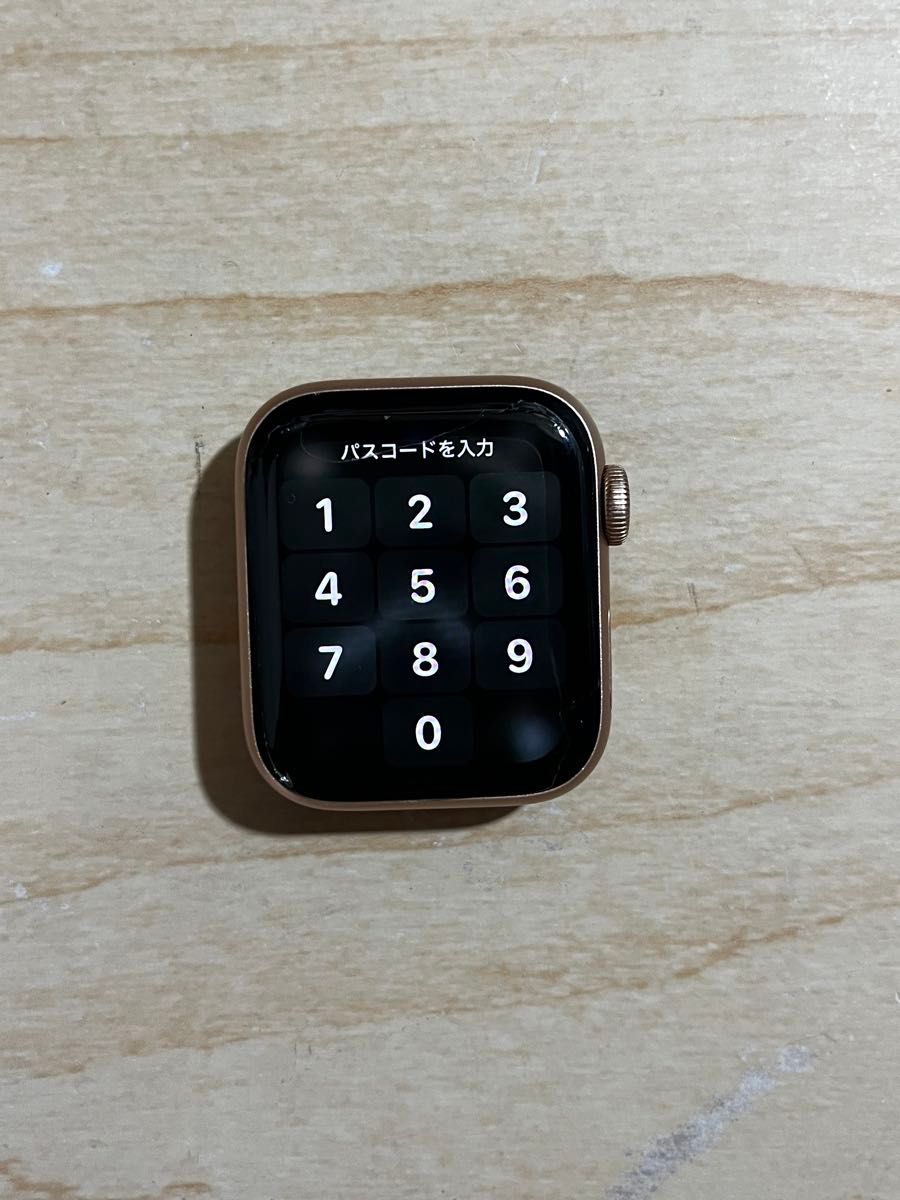 最終値下げ 美品Apple Watch SE GPSモデル ゴールド|Yahoo 最終値下げ 美品Apple Watch SE GPSモデル ゴールド|Yahoo
