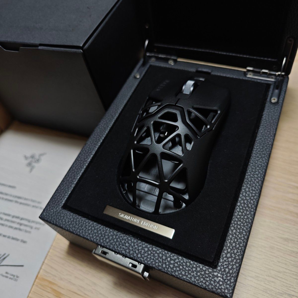 Razer Viper Mini Signature Edition ゲーミングマウス Razer Viper Mini Signature Edition ゲーミングマウス