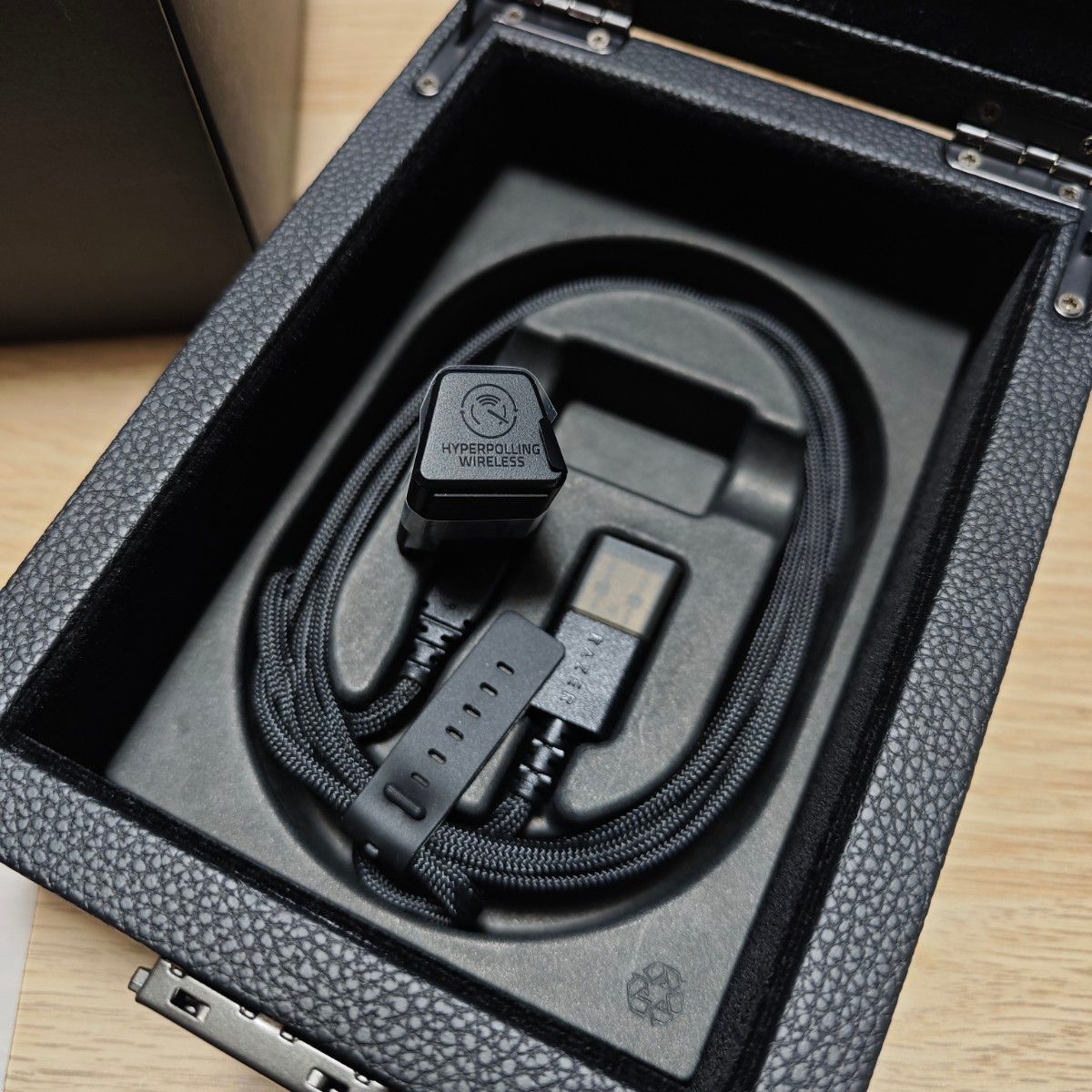 Razer Viper Mini Signature Edition ゲーミングマウス Razer Viper Mini Signature Edition ゲーミングマウス
