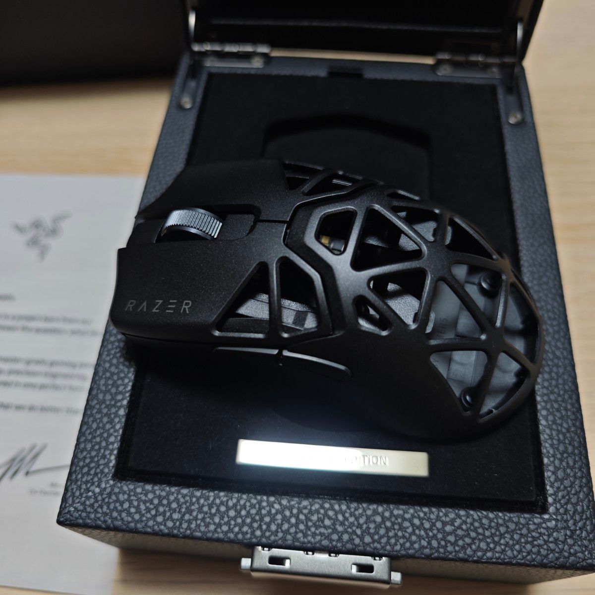 Razer Viper Mini Signature Edition ゲーミングマウス Razer Viper Mini Signature Edition ゲーミングマウス