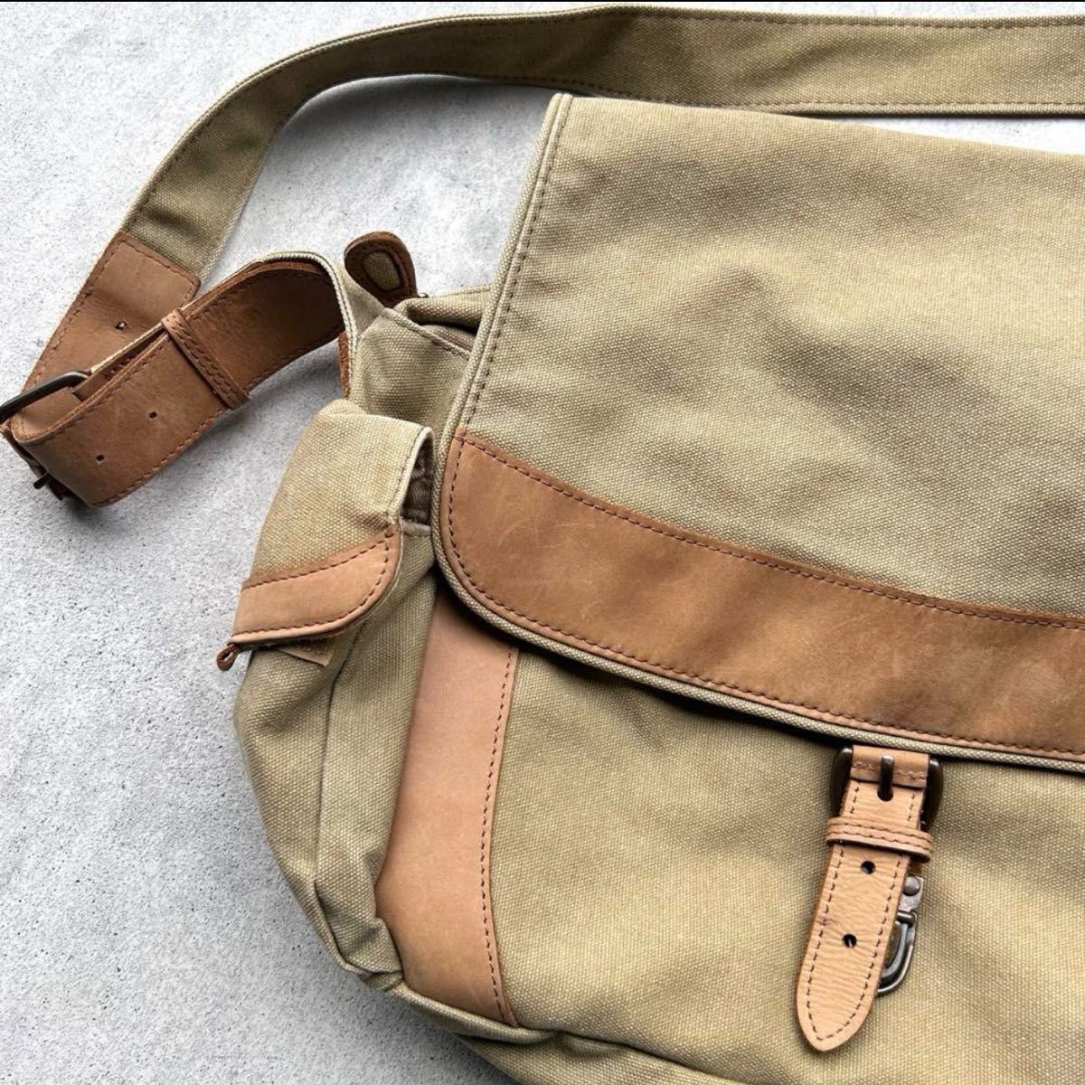80s vintage L L Bean エルエルビーン メッセンジャーバッグ 80s vintage L L Bean エルエルビーン メッセンジャーバッグ