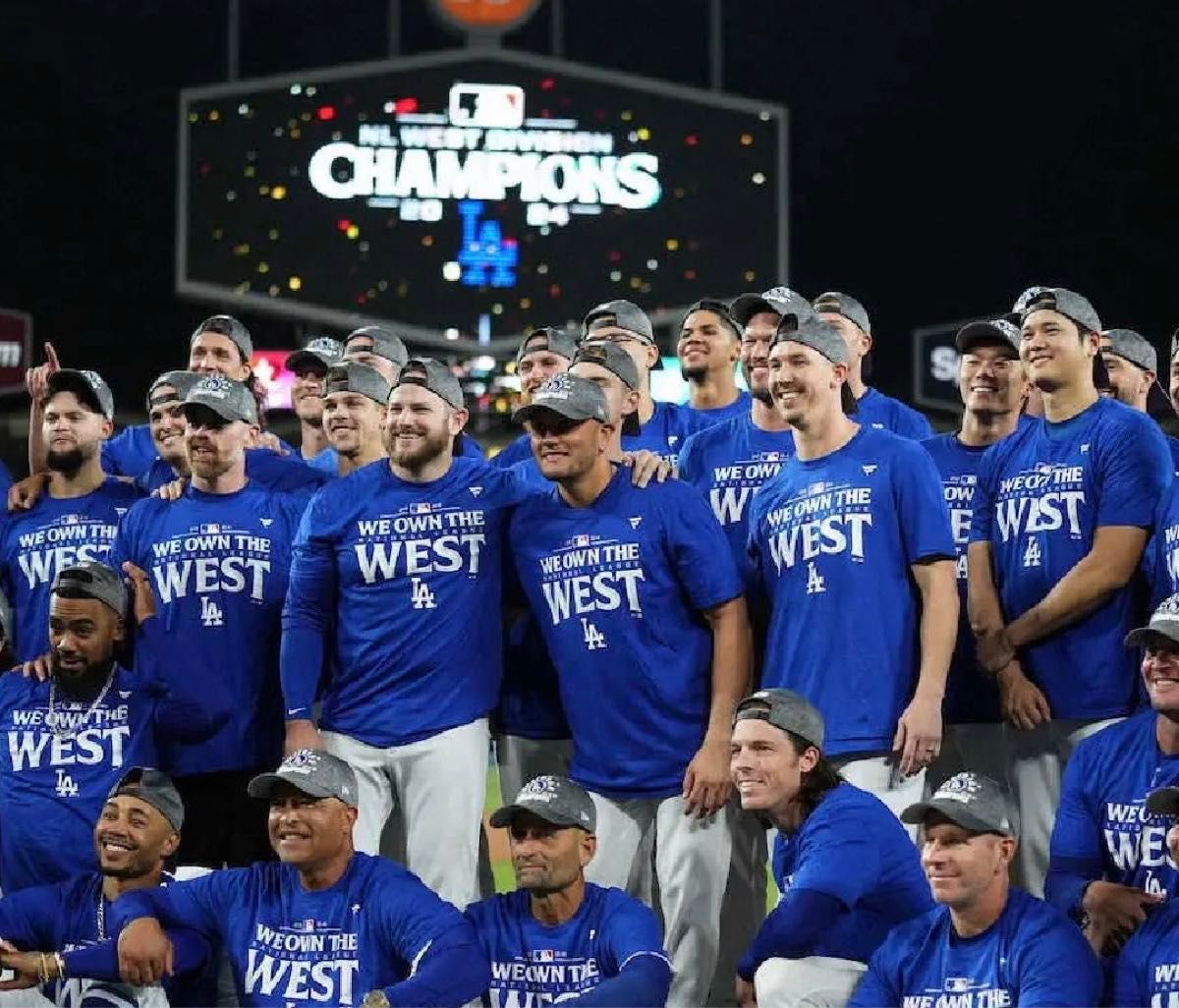 大谷翔平ドジャース2024地区優勝記念Tシャツ Mサイズ|Yahoo 大谷翔平ドジャース2024地区優勝記念Tシャツ Mサイズ|Yahoo