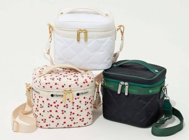 新品タグ付き LeSportsac×神崎恵 ショルダーバッグ バニティバッグ 神崎恵コラボ レスポートサック バニティショルダーバッグ 限定