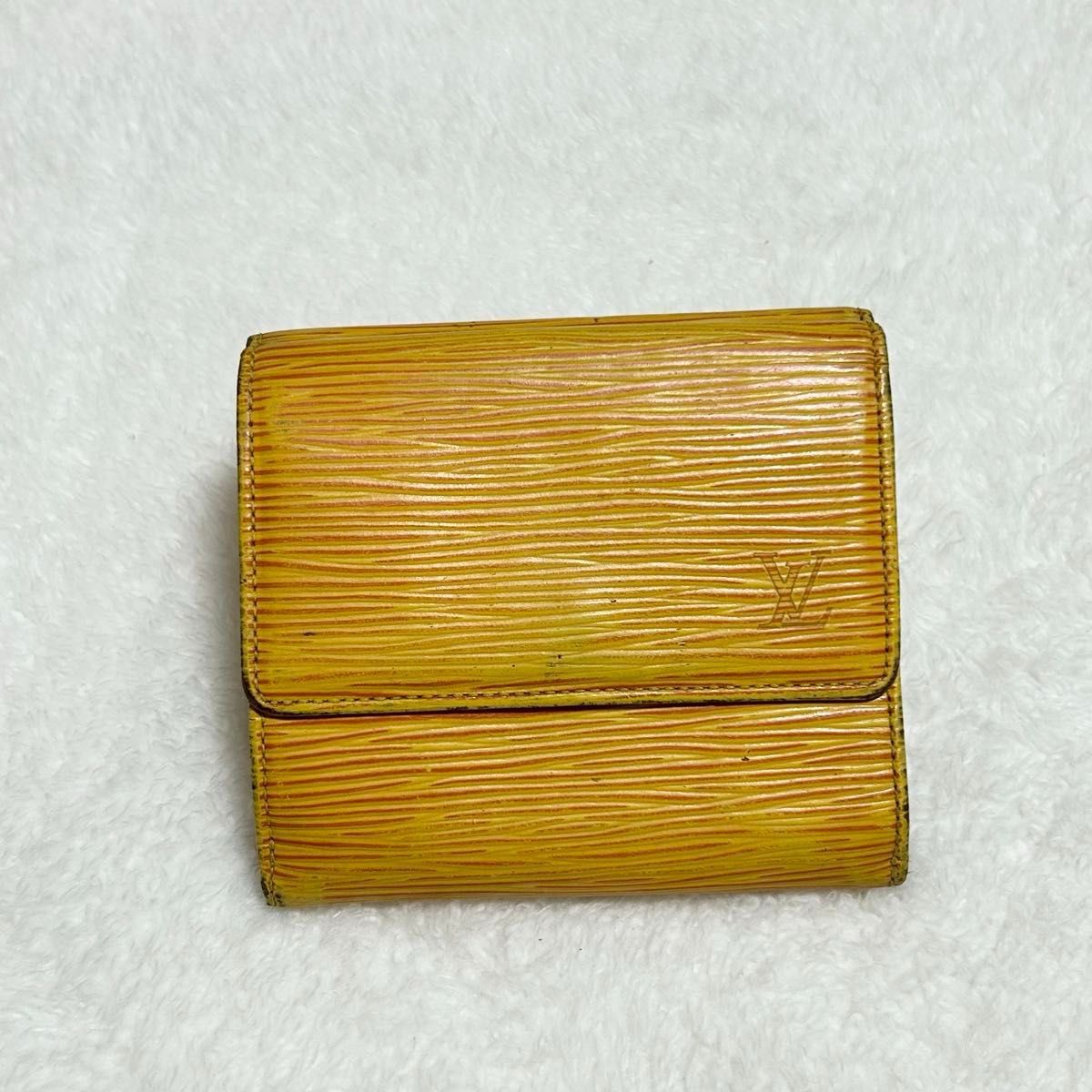 LOUIS VUITTON ルイヴィトン エピ wホック カルトクレディ 三 LOUIS VUITTON ルイヴィトン エピ wホック カルトクレディ 三